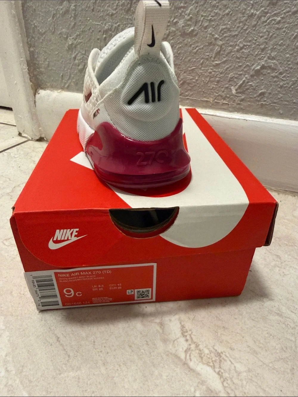 Nike breathable white